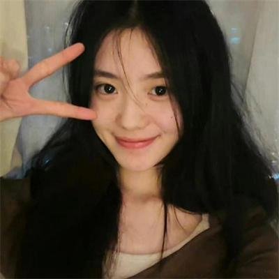 怪物少女妮莫娜 海报