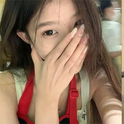 陪她一会儿 海报
